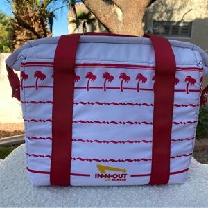 N-N-OUT Burger Insulated Cooler Bag Red White Palm Tree Zipper Closure.